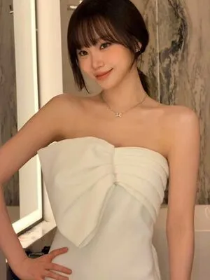 Kim Chaewon OnlyFans Leaked Free Thumbnail Picture - #11EDfEfkiq