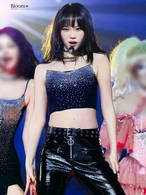 Kim Chaewon OnlyFans Leaked Free Thumbnail Picture - #3us0EacMex