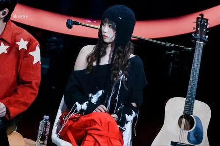 Kim Chaewon OnlyFans Leaked Free Thumbnail Picture - #4RRedD3LR6