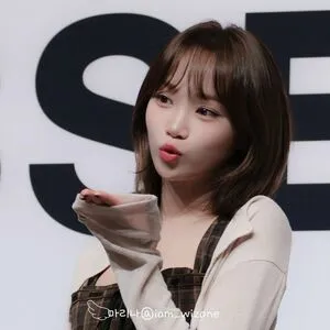Kim Chaewon OnlyFans Leaked Free Thumbnail Picture - #5ugNxl875J