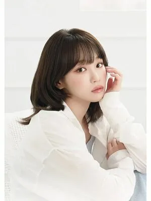 Kim Chaewon OnlyFans Leaked Free Thumbnail Picture - #7Q6h2k6AYA