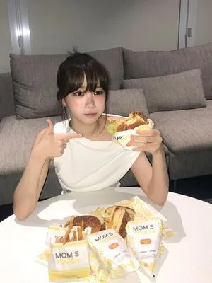 Kim Chaewon OnlyFans Leaked Free Thumbnail Picture - #A1YTlCgJxp