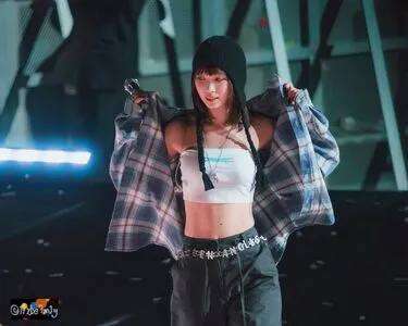 Kim Chaewon OnlyFans Leaked Free Thumbnail Picture - #B1eN9DqAdK