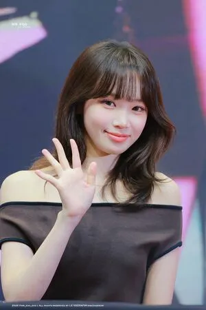 Kim Chaewon OnlyFans Leaked Free Thumbnail Picture - #Bom8bTva0v