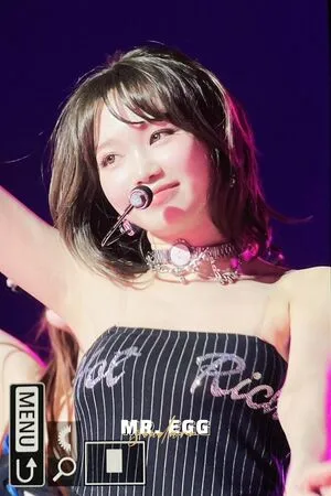 Kim Chaewon OnlyFans Leaked Free Thumbnail Picture - #EIdUnA61le