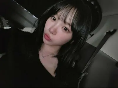 Kim Chaewon OnlyFans Leaked Free Thumbnail Picture - #EM41byBeMV