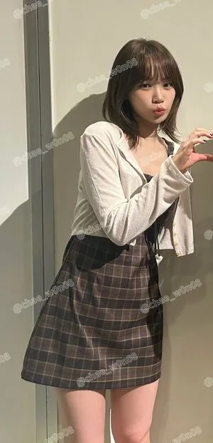 Kim Chaewon OnlyFans Leaked Free Thumbnail Picture - #F1yburD9Nx