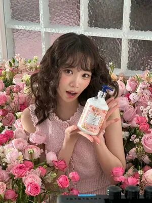 Kim Chaewon OnlyFans Leaked Free Thumbnail Picture - #FPozYN9vl6