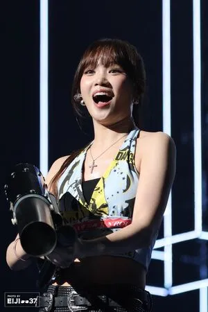 Kim Chaewon OnlyFans Leaked Free Thumbnail Picture - #GuMSV1lEGB