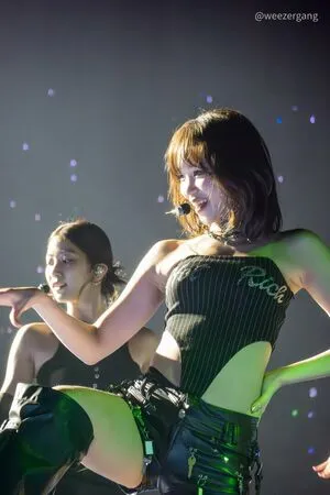 Kim Chaewon OnlyFans Leaked Free Thumbnail Picture - #IRpcJZFMmW