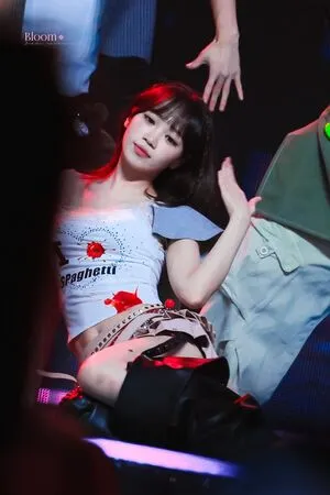 Kim Chaewon OnlyFans Leaked Free Thumbnail Picture - #IhB5el1zGI