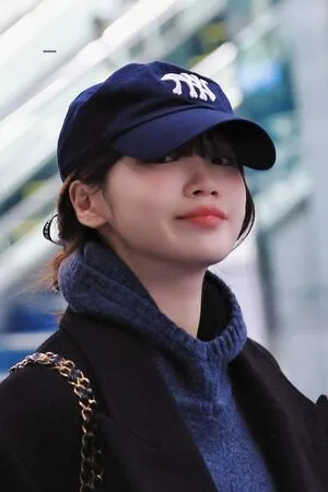 Kim Chaewon OnlyFans Leaked Free Thumbnail Picture - #KCA3apfrsV
