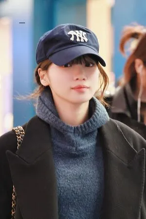 Kim Chaewon OnlyFans Leaked Free Thumbnail Picture - #KZAeZAgowU