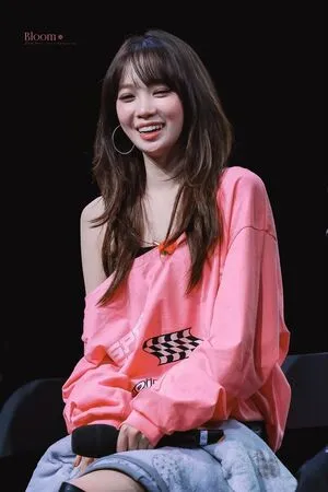 Kim Chaewon OnlyFans Leaked Free Thumbnail Picture - #KdHaD6TqDz