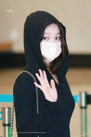 Kim Chaewon OnlyFans Leaked Free Thumbnail Picture - #OgI5rNVUBe