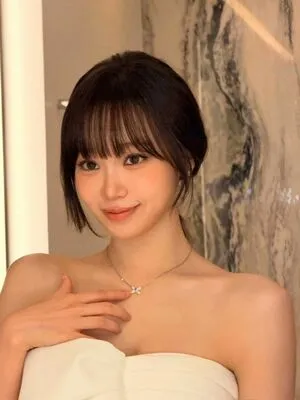 Kim Chaewon OnlyFans Leaked Free Thumbnail Picture - #Pa49tsOhWc