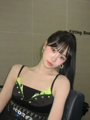Kim Chaewon OnlyFans Leaked Free Thumbnail Picture - #Q29HRAISfC