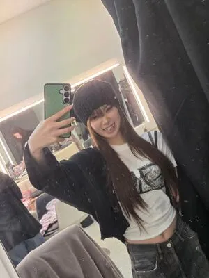 Kim Chaewon OnlyFans Leaked Free Thumbnail Picture - #R36jkkJ1L0