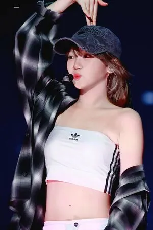 Kim Chaewon OnlyFans Leaked Free Thumbnail Picture - #R4oXJMLwPo