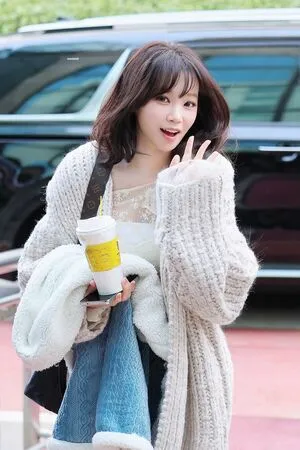 Kim Chaewon OnlyFans Leaked Free Thumbnail Picture - #TLcvJl9bXu