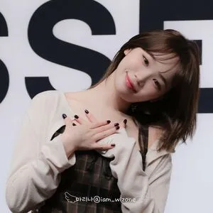 Kim Chaewon OnlyFans Leaked Free Thumbnail Picture - #W8mHZmrgSH