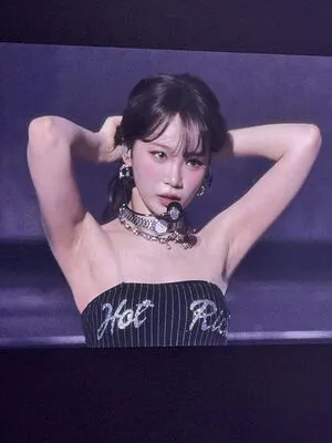 Kim Chaewon OnlyFans Leaked Free Thumbnail Picture - #a5xq4Fqeia