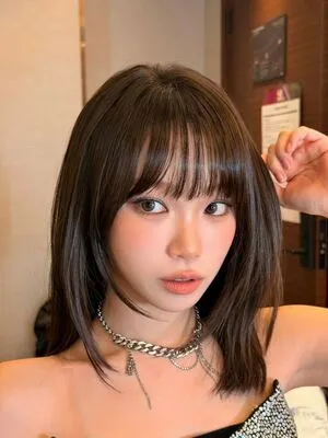 Kim Chaewon OnlyFans Leaked Free Thumbnail Picture - #aMltPsIsec