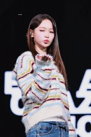 Kim Chaewon OnlyFans Leaked Free Thumbnail Picture - #aQMQ30XqPf
