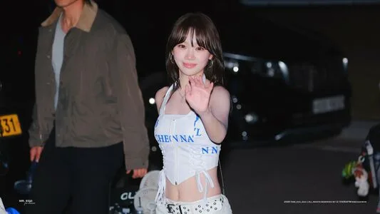 Kim Chaewon OnlyFans Leaked Free Thumbnail Picture - #aotIdhVAls