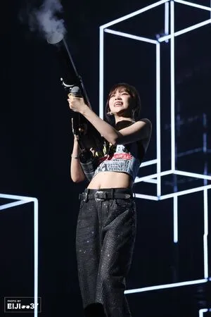 Kim Chaewon OnlyFans Leaked Free Thumbnail Picture - #er43BUCbFg