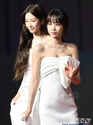 Kim Chaewon OnlyFans Leaked Free Thumbnail Picture - #g6sC7Z7y26