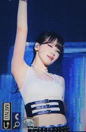 Kim Chaewon OnlyFans Leaked Free Thumbnail Picture - #i135FWLxb0