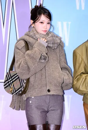 Kim Chaewon OnlyFans Leaked Free Thumbnail Picture - #piB885xhYu