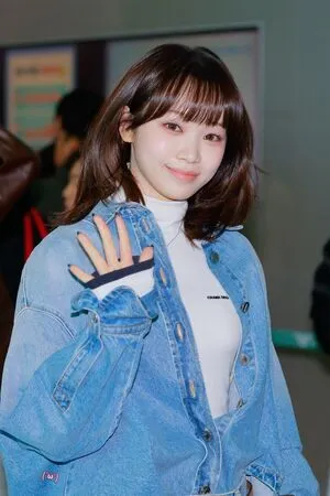 Kim Chaewon OnlyFans Leaked Free Thumbnail Picture - #puPmjMsz93