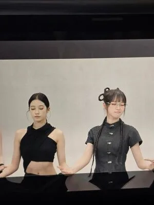 Kim Chaewon OnlyFans Leaked Free Thumbnail Picture - #tZGIEKeCTA