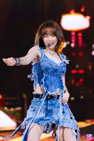 Kim Chaewon OnlyFans Leaked Free Thumbnail Picture - #tuHgMt26PC