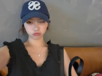 Kim Chaewon OnlyFans Leaked Free Thumbnail Picture - #x0mrvOzw09