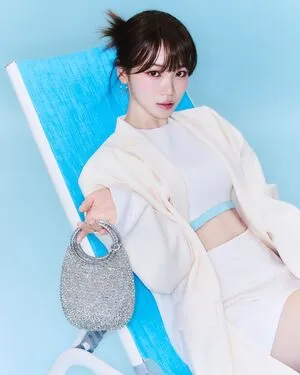 Kim Chaewon OnlyFans Leaked Free Thumbnail Picture - #yqR4bFDTli