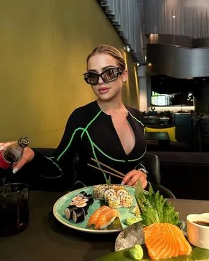 Kim Gloss OnlyFans Leaked Free Thumbnail Picture - #KJf5Uzkhit