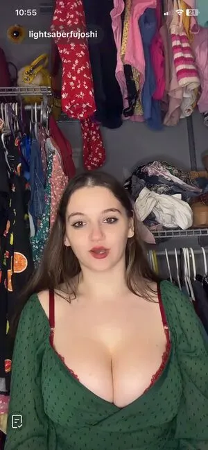 Kim Jule OnlyFans Leaked Free Thumbnail Picture - #SXnyz8GGHK