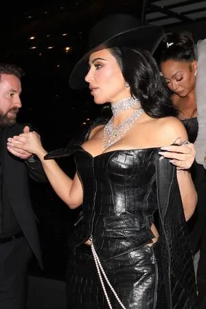 Kim Kardashian OnlyFans Leaked Free Thumbnail Picture - #WO2Y95f6Wk