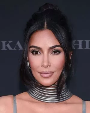 Kim Kardashian OnlyFans Leaked Free Thumbnail Picture - #08HtW6FFkB