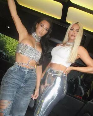 Kim Kardashian OnlyFans Leaked Free Thumbnail Picture - #0LdTJ1kP0X