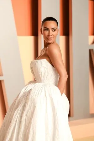 Kim Kardashian OnlyFans Leaked Free Thumbnail Picture - #1Oefi2pFgt