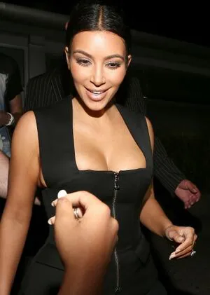 Kim Kardashian OnlyFans Leaked Free Thumbnail Picture - #1S5EZK9c5n