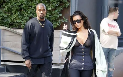 Kim Kardashian OnlyFans Leaked Free Thumbnail Picture - #254wMIFH3p