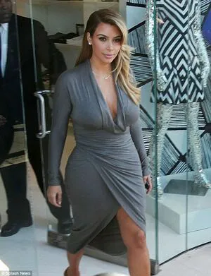 Kim Kardashian OnlyFans Leaked Free Thumbnail Picture - #26lfhrEYAz
