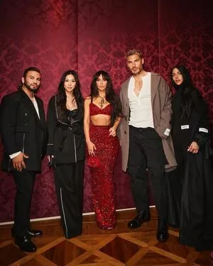 Kim Kardashian OnlyFans Leaked Free Thumbnail Picture - #2YEuwkPgmd