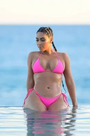 Kim Kardashian OnlyFans Leaked Free Thumbnail Picture - #2mJNrcjlHx