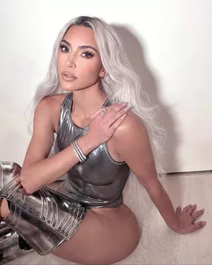 Kim Kardashian OnlyFans Leaked Free Thumbnail Picture - #4C9ByltkSG